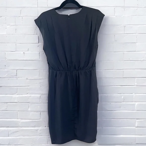 Women's Express Black V Neck Cocktail Dress Size Medium - Picture 6 of 7